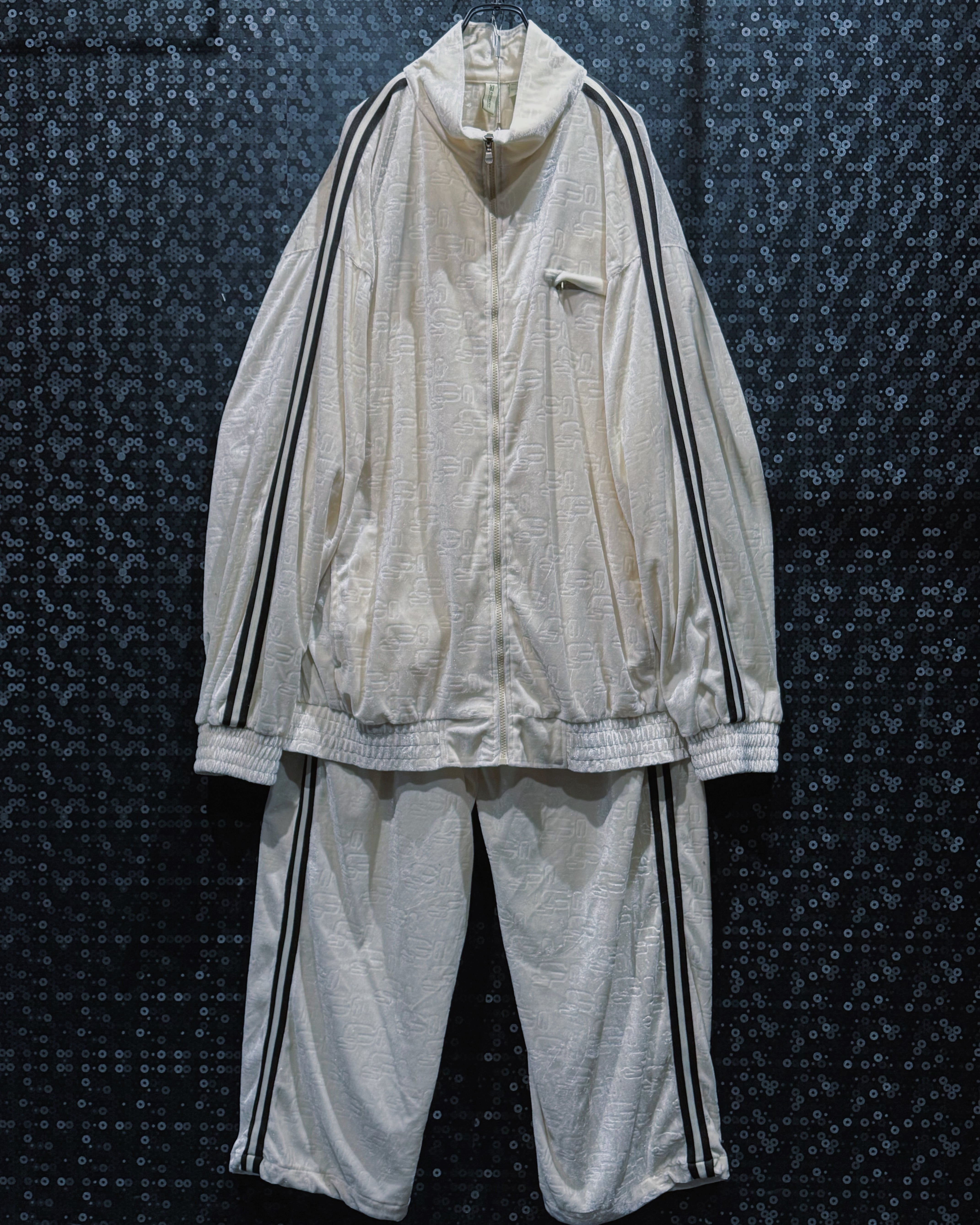 【ÆIEM】“goodbody” vintage embossed track setup