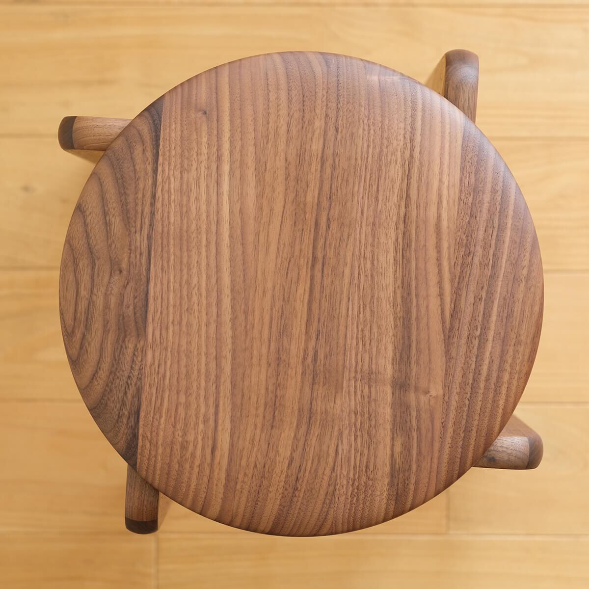 DENTO LISCO STOOL 4本脚 ウォールナット | Have Fun Furniture