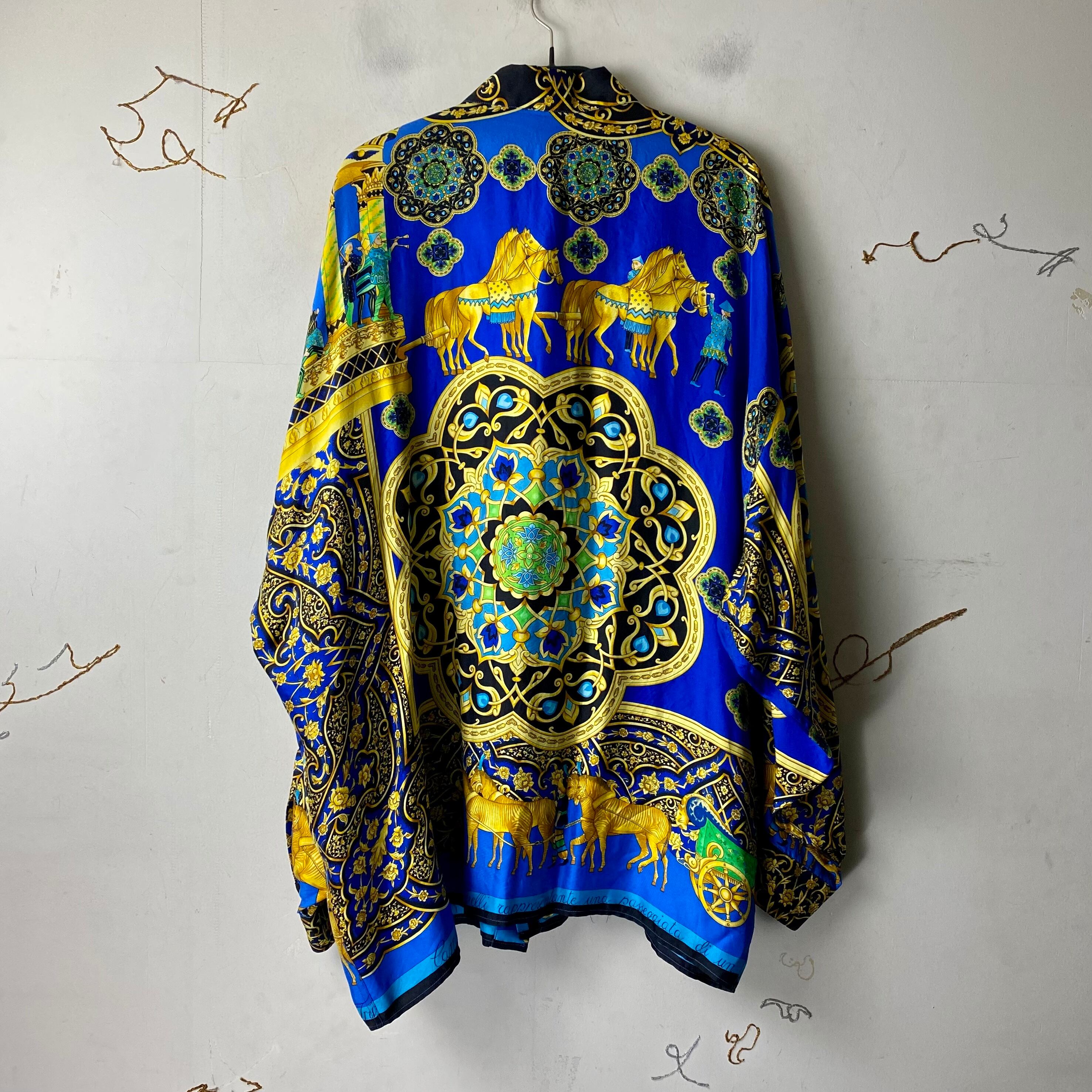 あるかな19Versace Collection ヴィンテージ　シルク vintage V2 BY VERSACE scarf pattern silk shirt | NOIR ONLINE