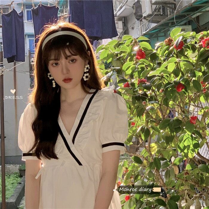 スタンダードVネックホワイトドレス サマー薄手スカート レトロ 大人ガーリー スウィート キュート カジュアル 夏物 モンロー79527295085