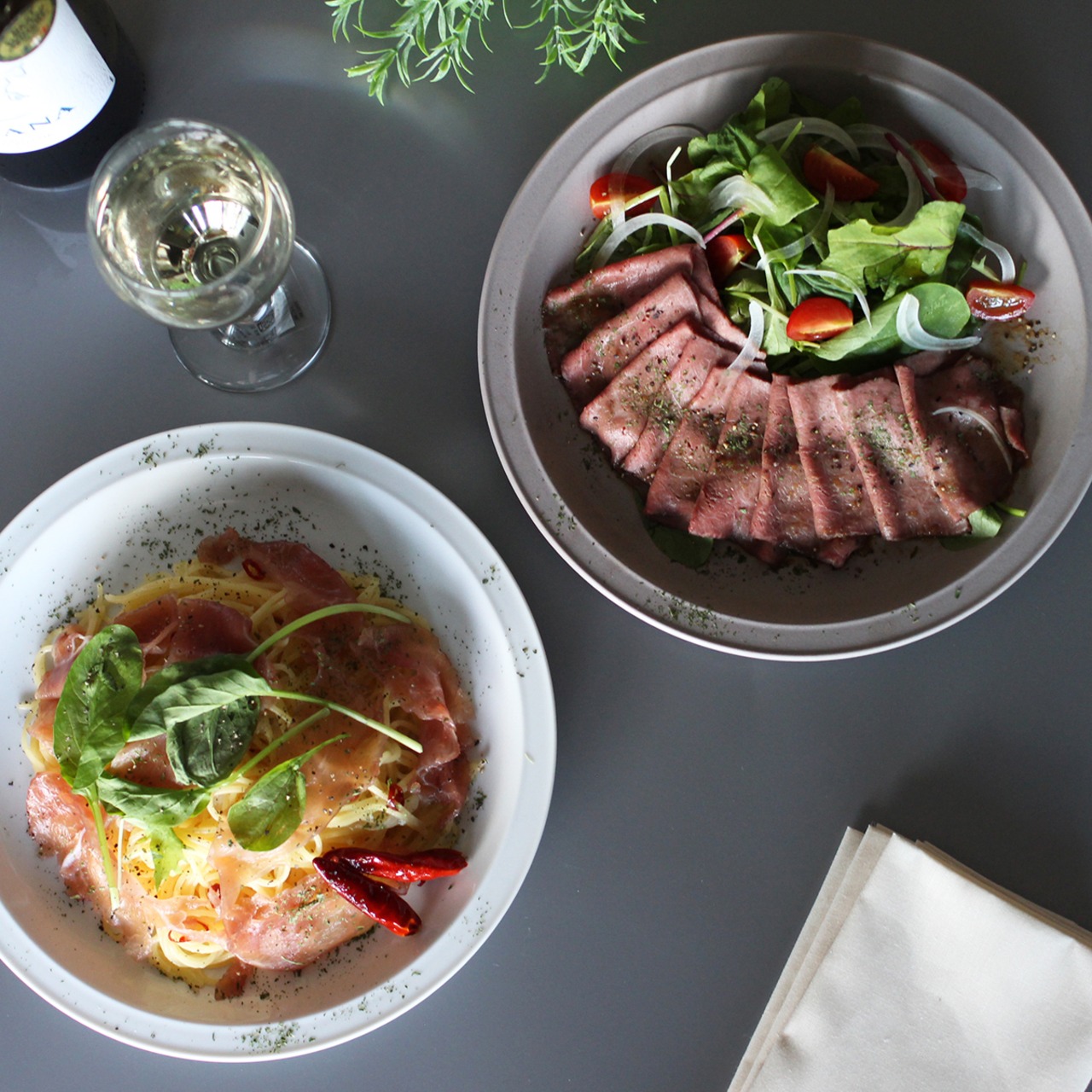 Mist gray/Siro  ミストグレー／シロ　23.5cmプレート