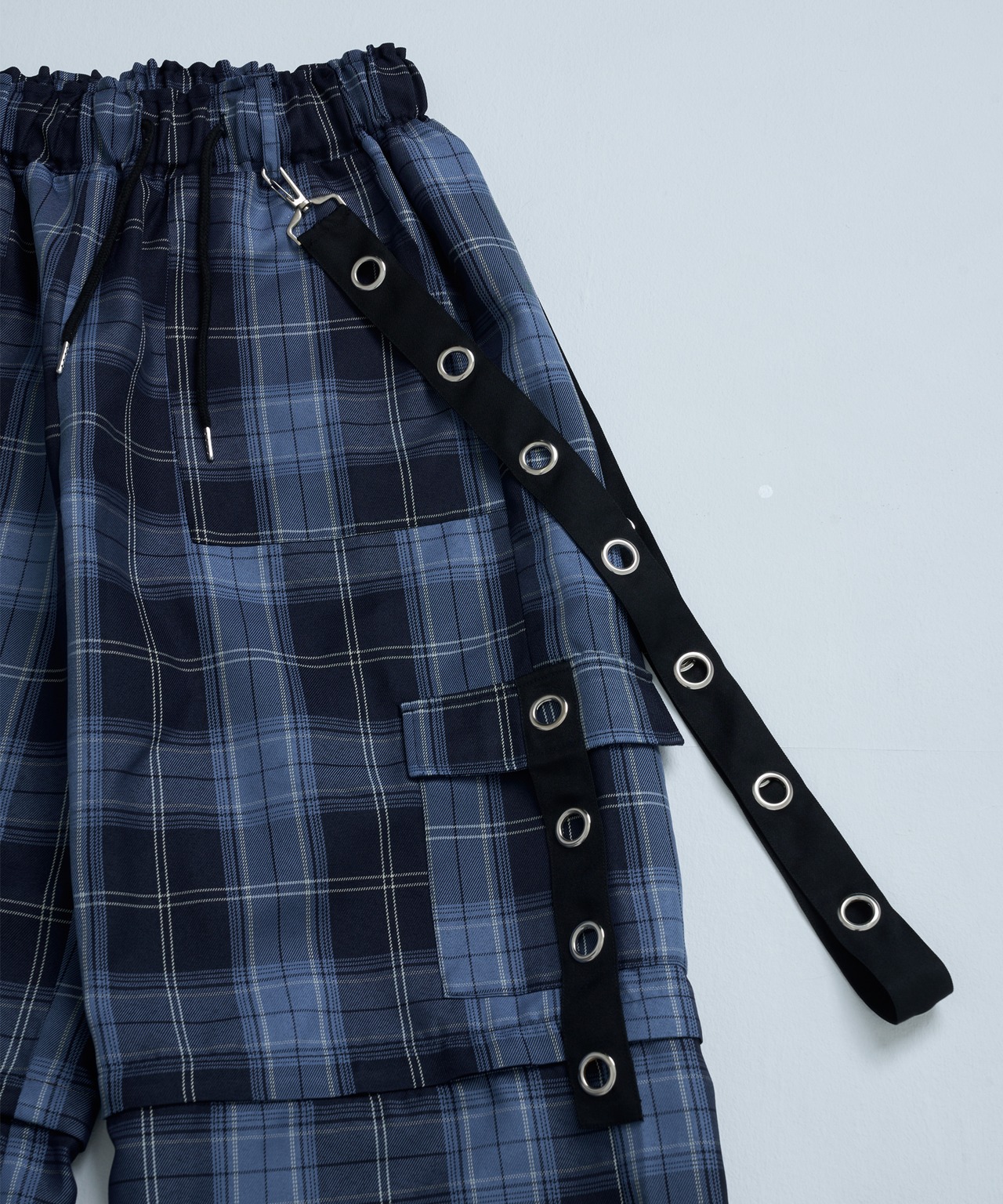 はとめベルトワイドパンツ