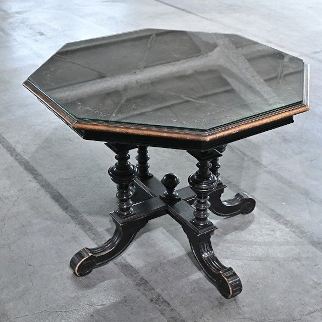 ★ロイズアンティークス ヴィクトリアン様式 ダイニングテーブル ガラス 八角形 サイド 飾り棚 ディスプレイ 花 オクタゴン 机 LLOYD’S