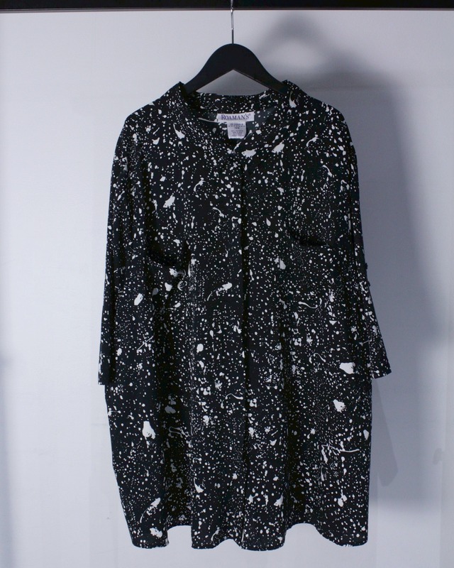 【Caka BLACK】Monotone Paint Design Loose S/S Shirt