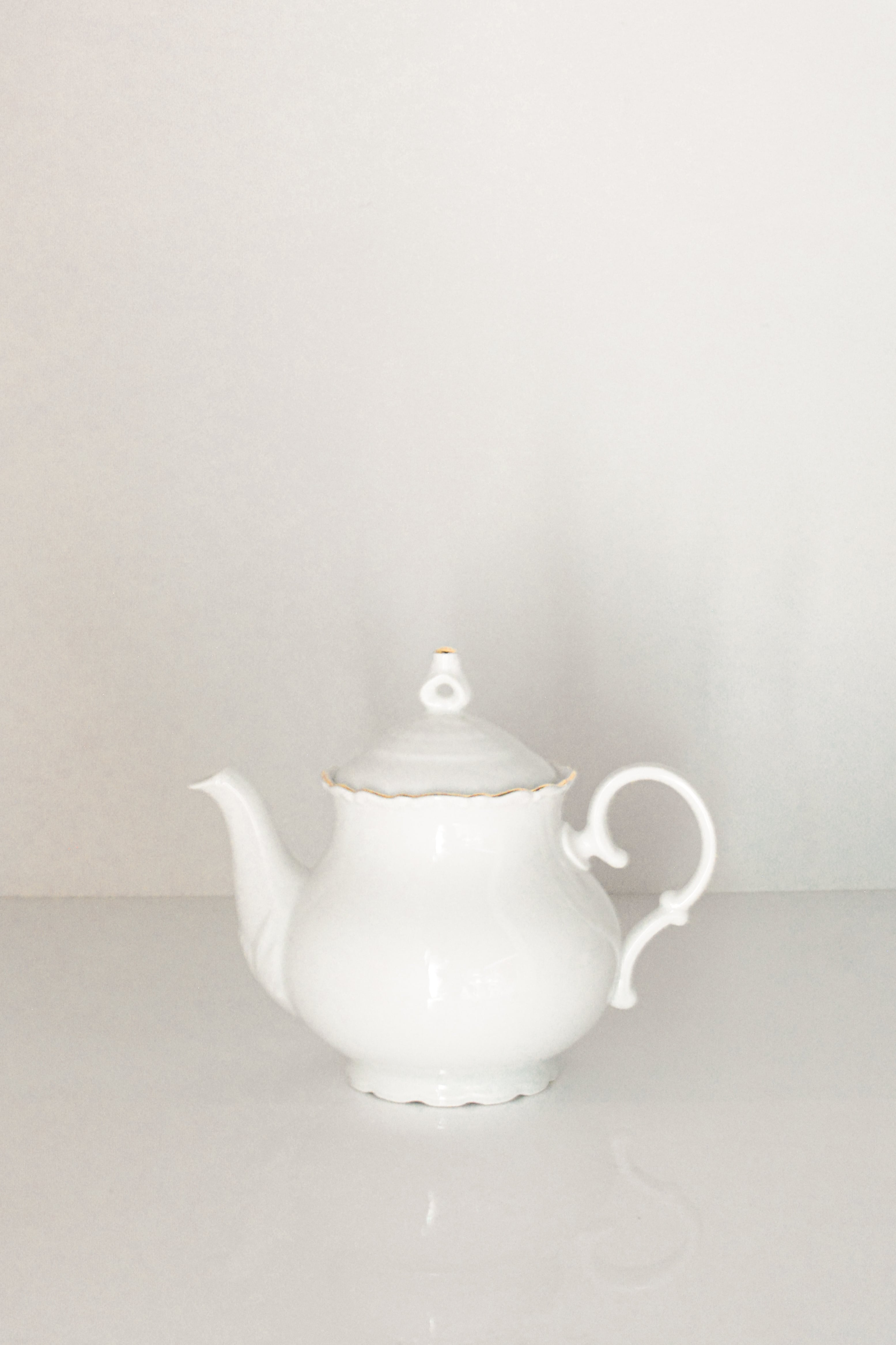 vintage pot Gold Rim