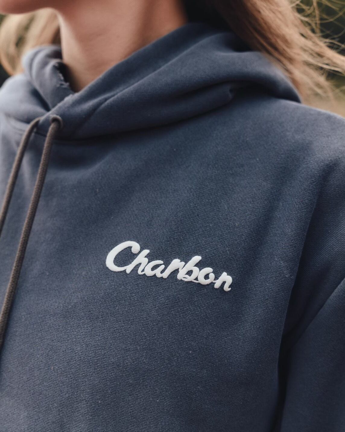 charbon / PIGMENT DYE DRY SEWAT PARKA | 道がまっすぐ