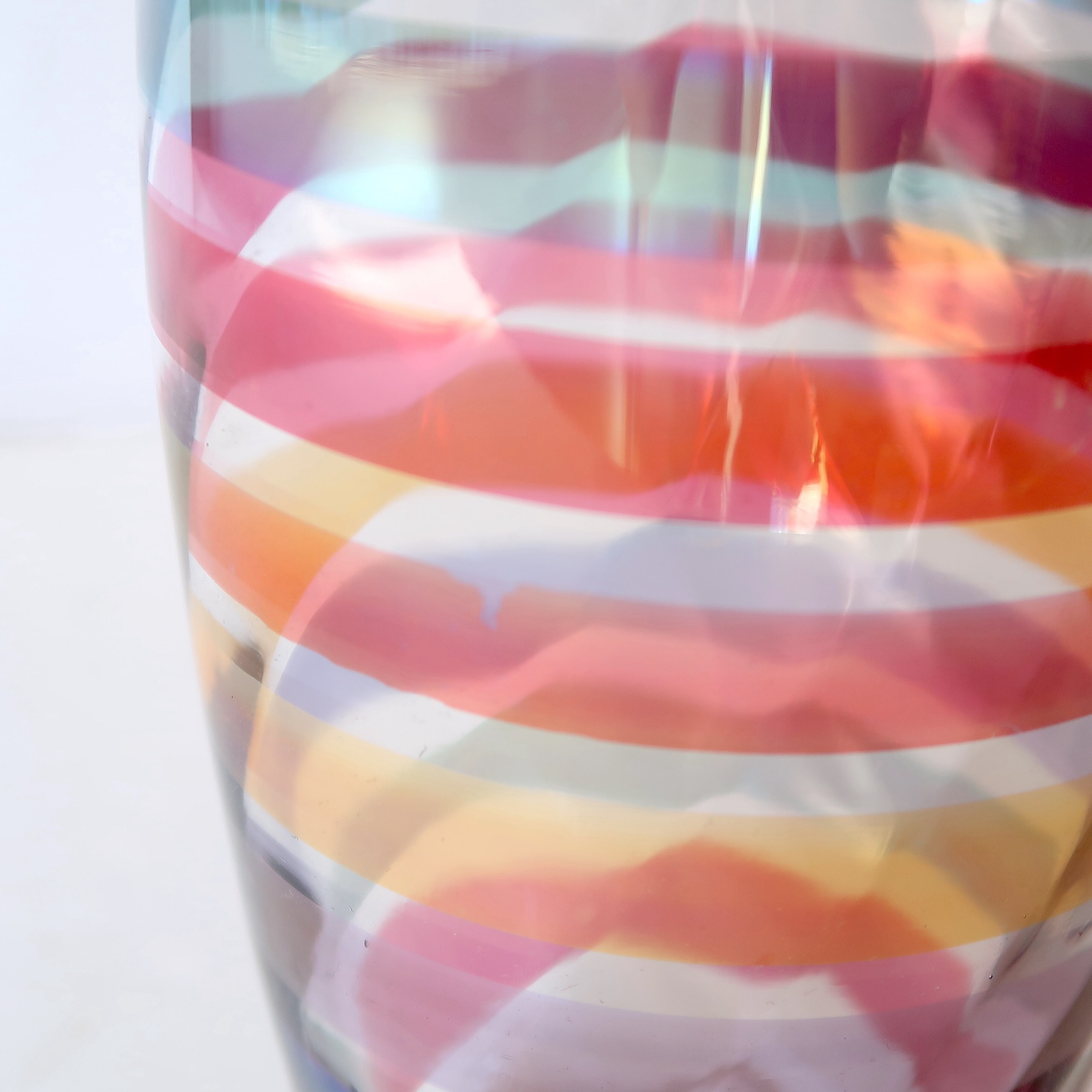 虹色ボーダーの花瓶 | SUISUI