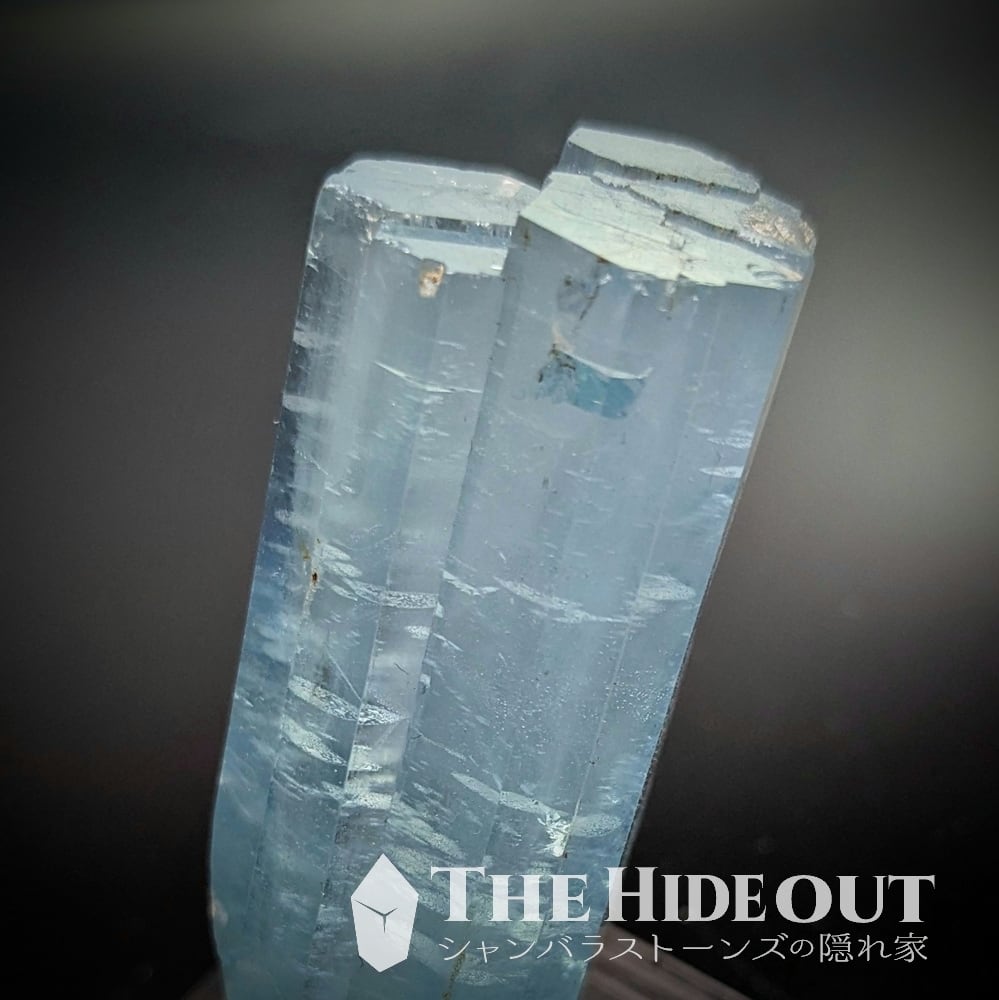 ヒマラヤ産鉱物原石標本027 タプレジュン地区産アクアマリン