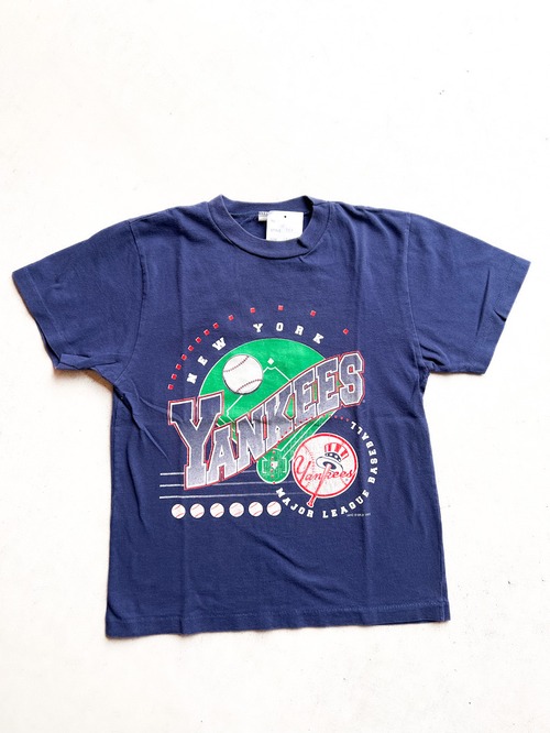【150cm】VINTAGE 90's NEW YORK YANKES Tシャツ【10154】※