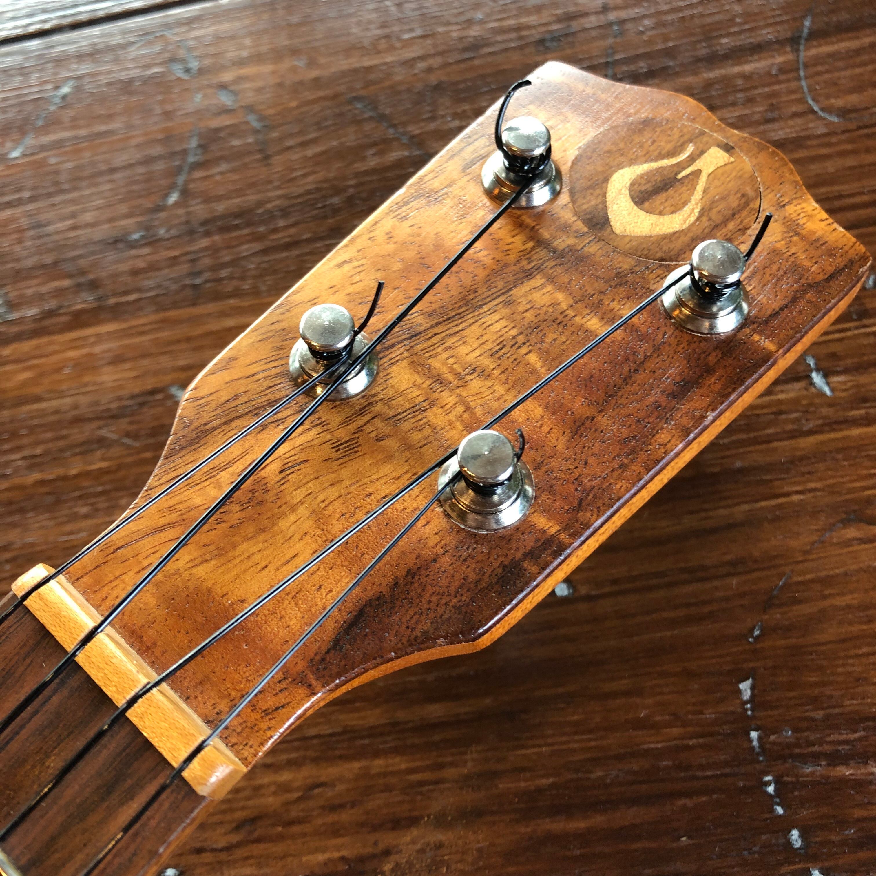 中古 調整済 G String ソプラノウクレレ 2000〜2002年製 紫 中古 調整済 G String ソプラノウクレレ 2000〜2002年製 紫