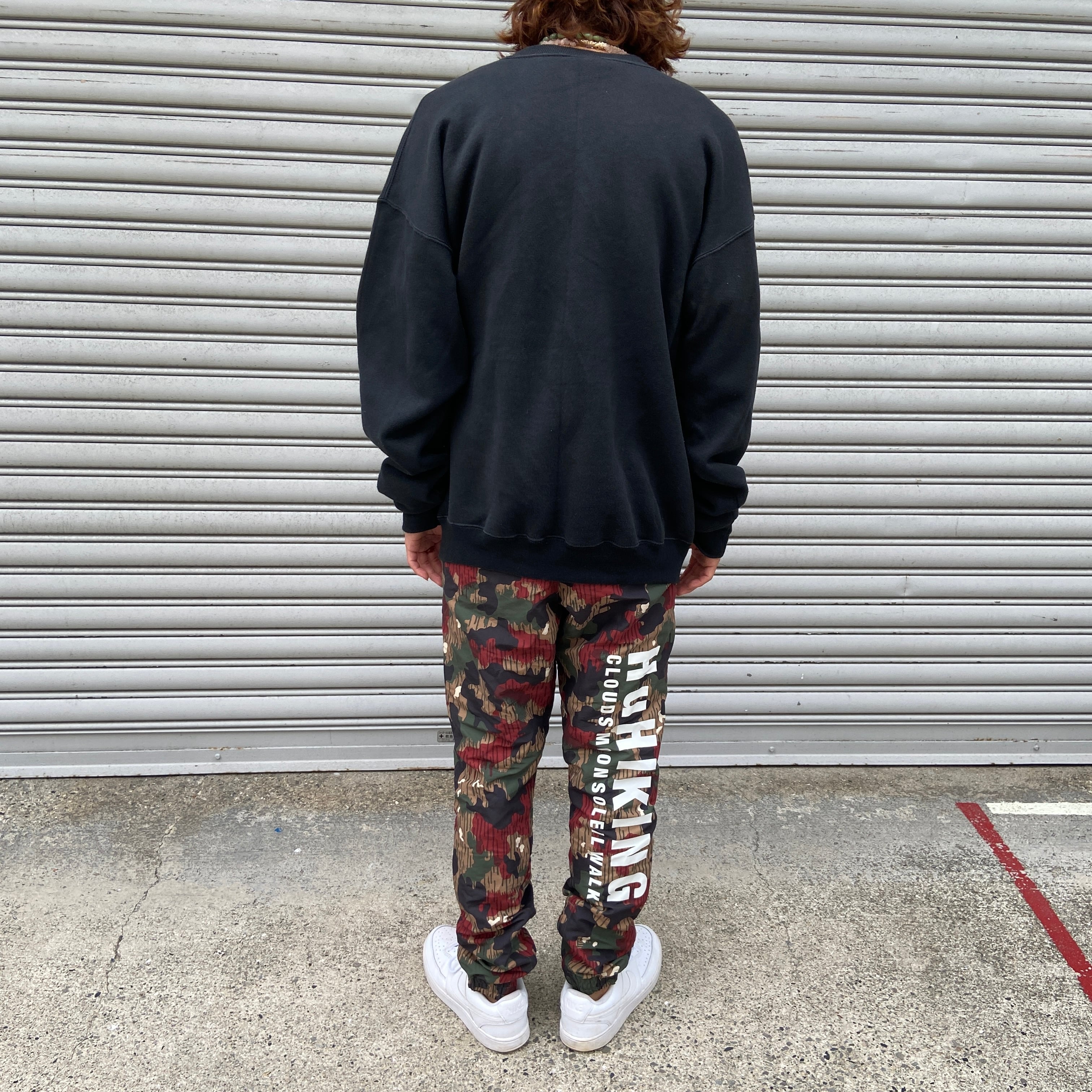 送料無料』ハードロックカフェ 90s USA製 刺繍ロゴスウェット 黒 XL