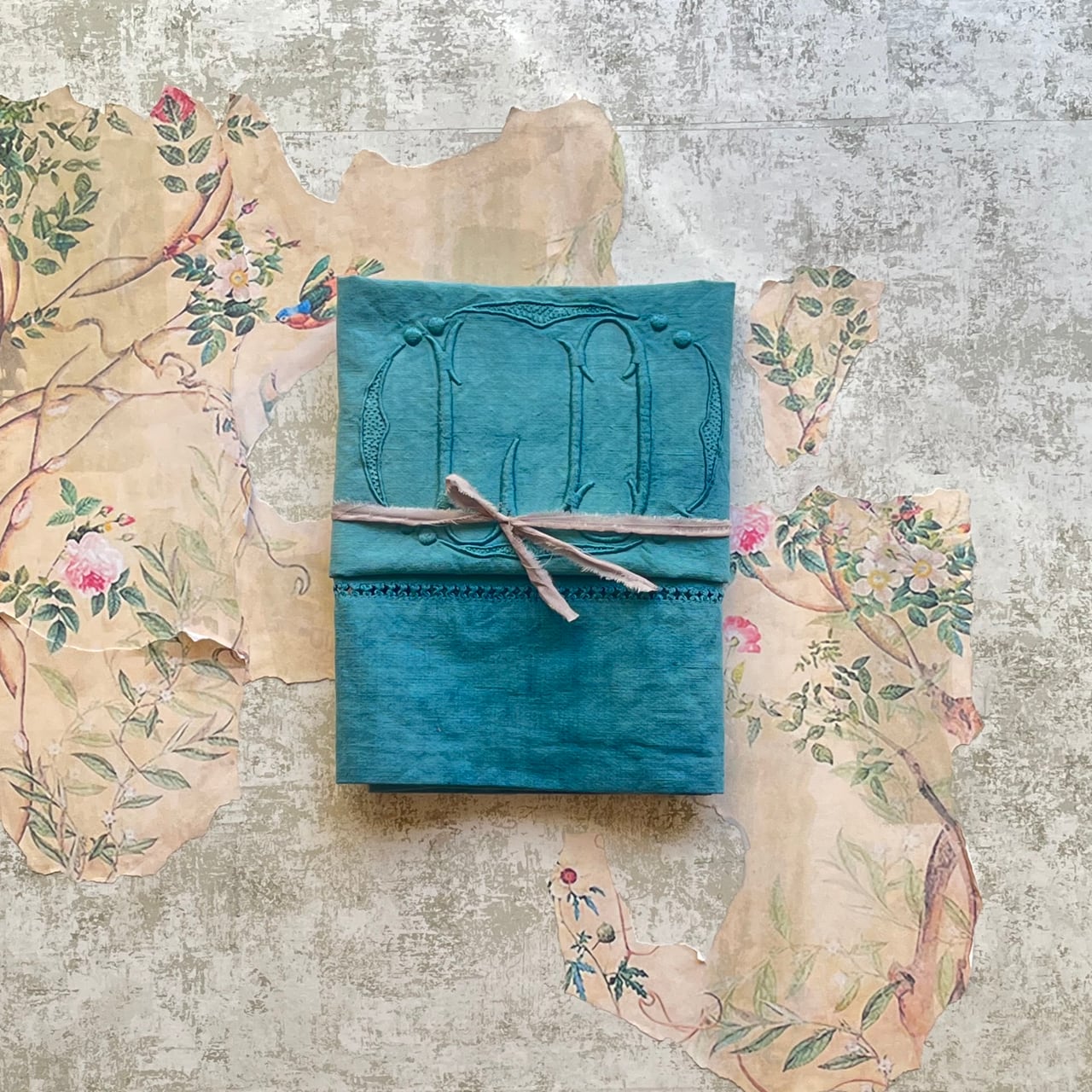 ヴィンテージ生地 | bavoletful バボレフル