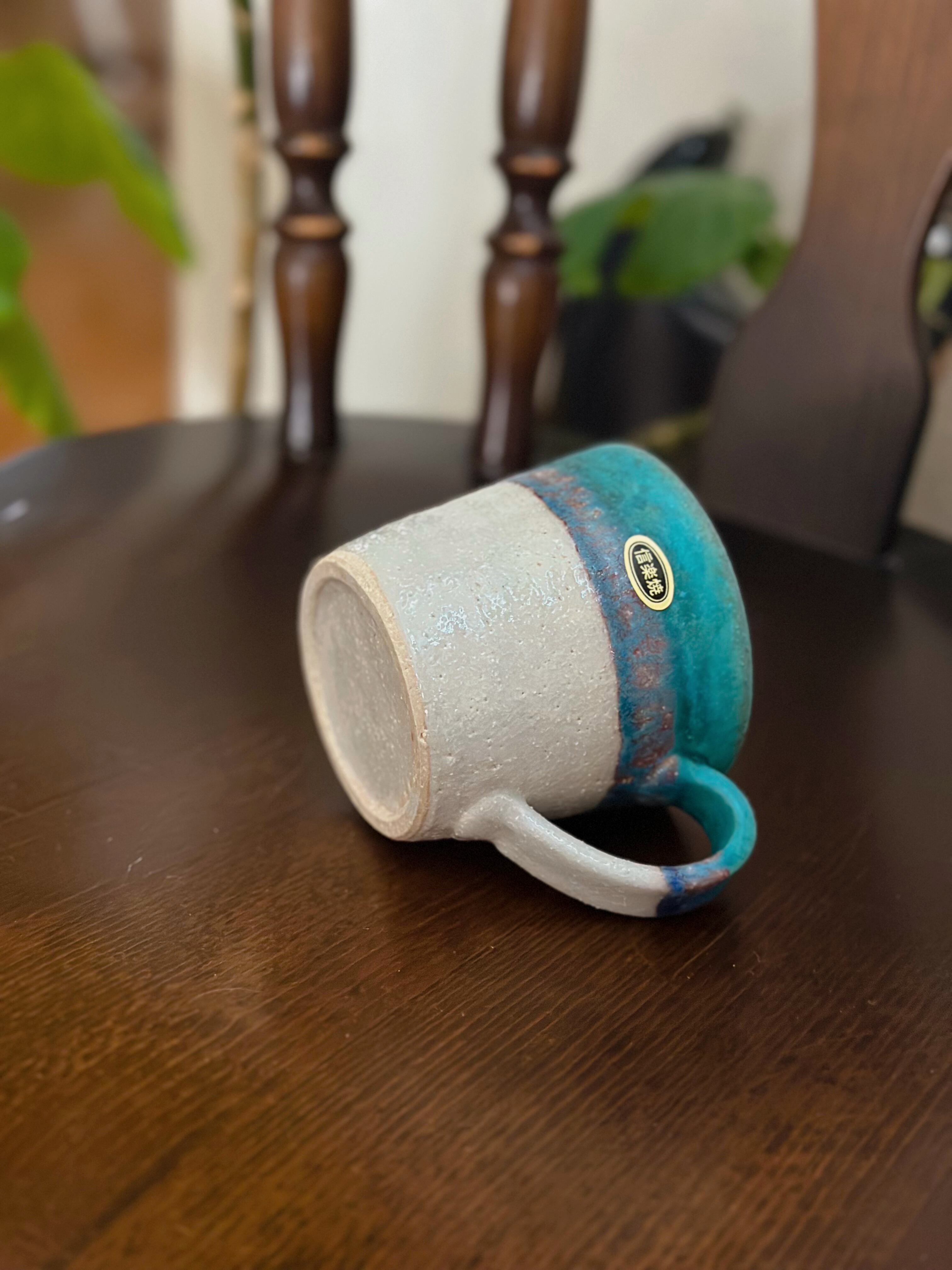 グラデーションブルーのマグカップ | 陶器屋カフェつむぎ produced by