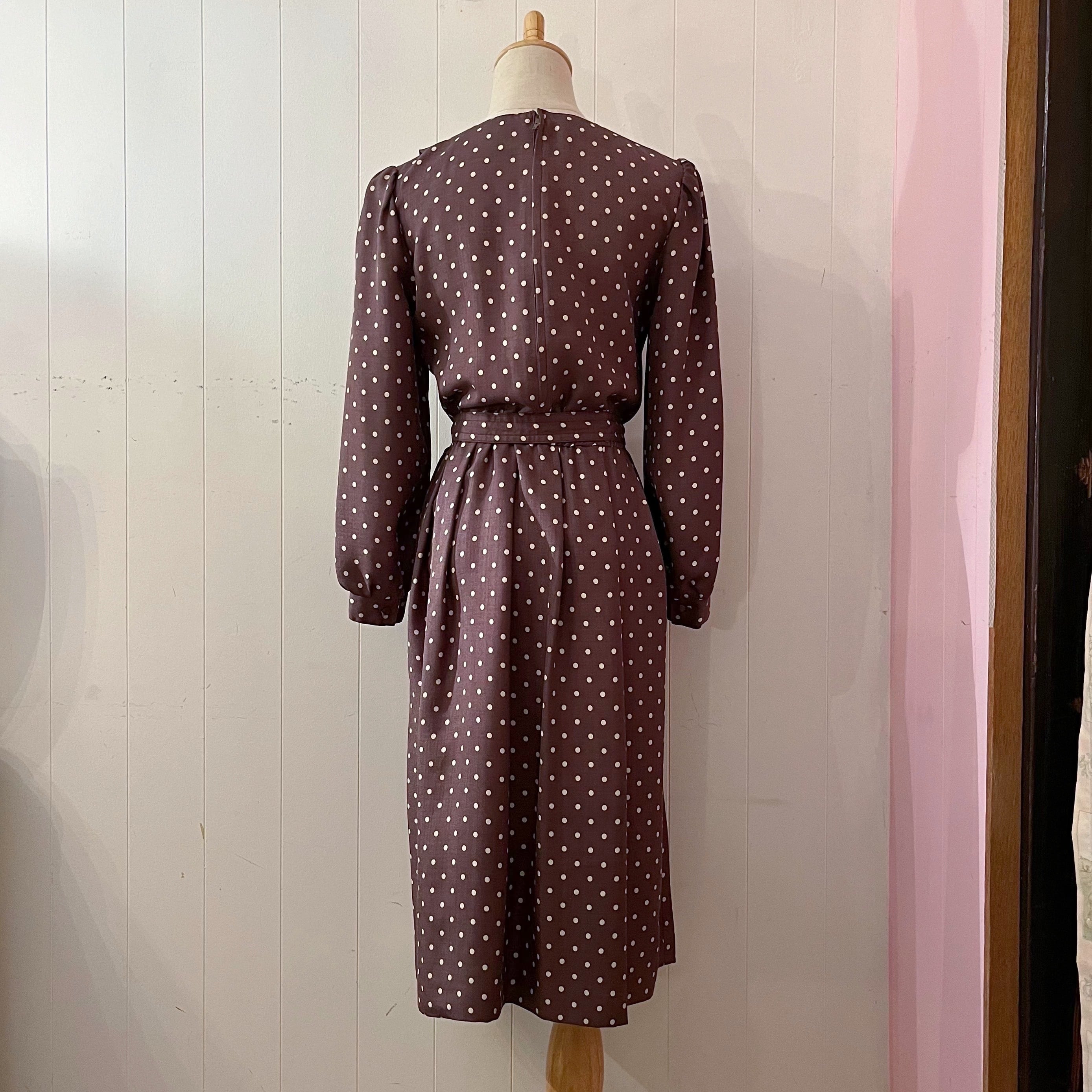 brown dot waist ribbon one-piece