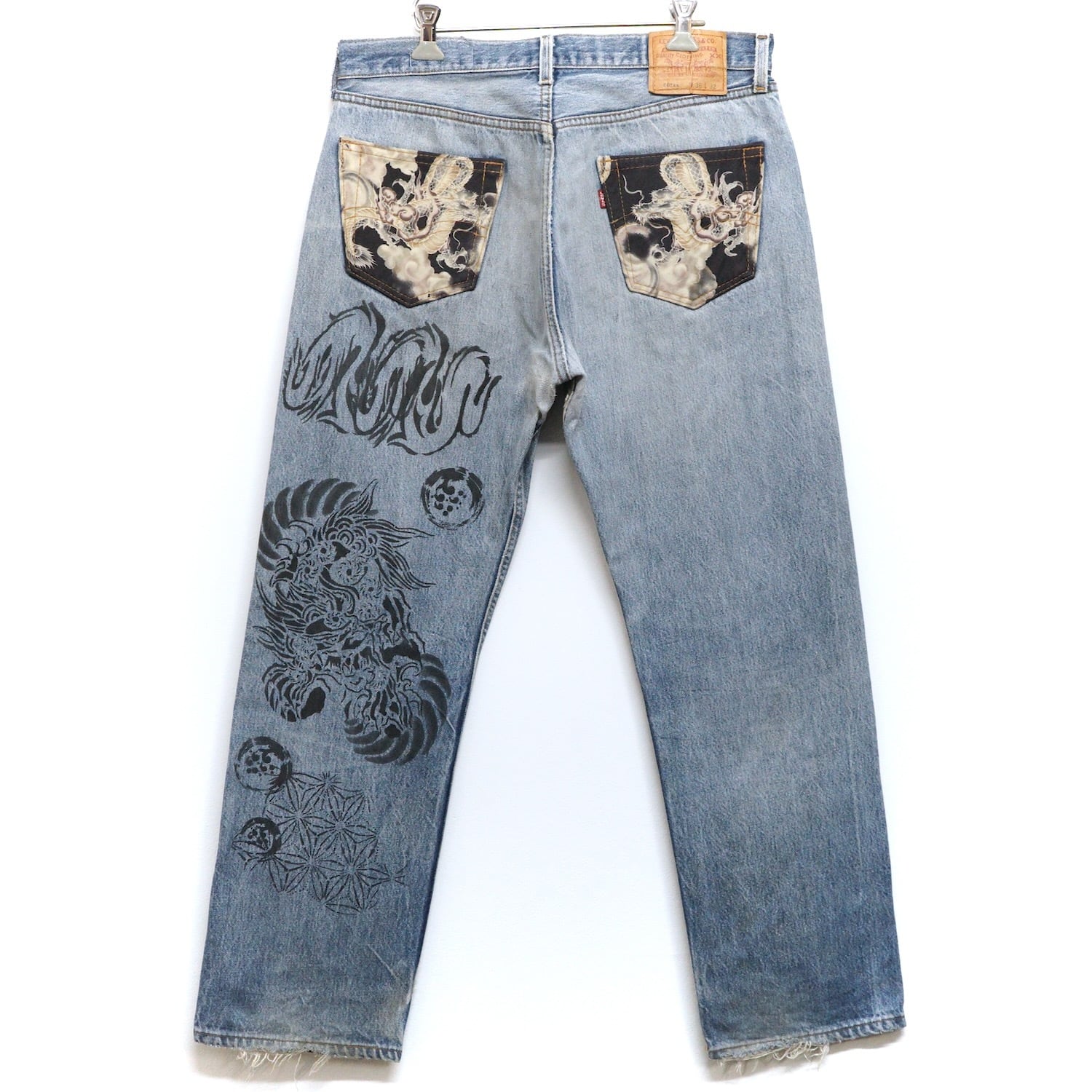 2573 Anch Crash 和柄 漢字 リメイク Levis リーバイス 501 90年代 90’s made in usa アメリカ製 ジーパン  ジーンズ デニムパンツ 古着 | ANTIQUE JOHN アンティーク ジョン powered by BASE