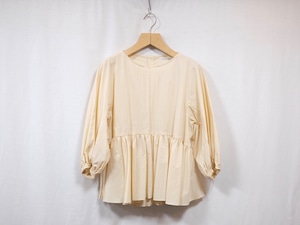 TENNE HANDCRAFTED MODERN " volume sleeve gather  pullover “ Yellew