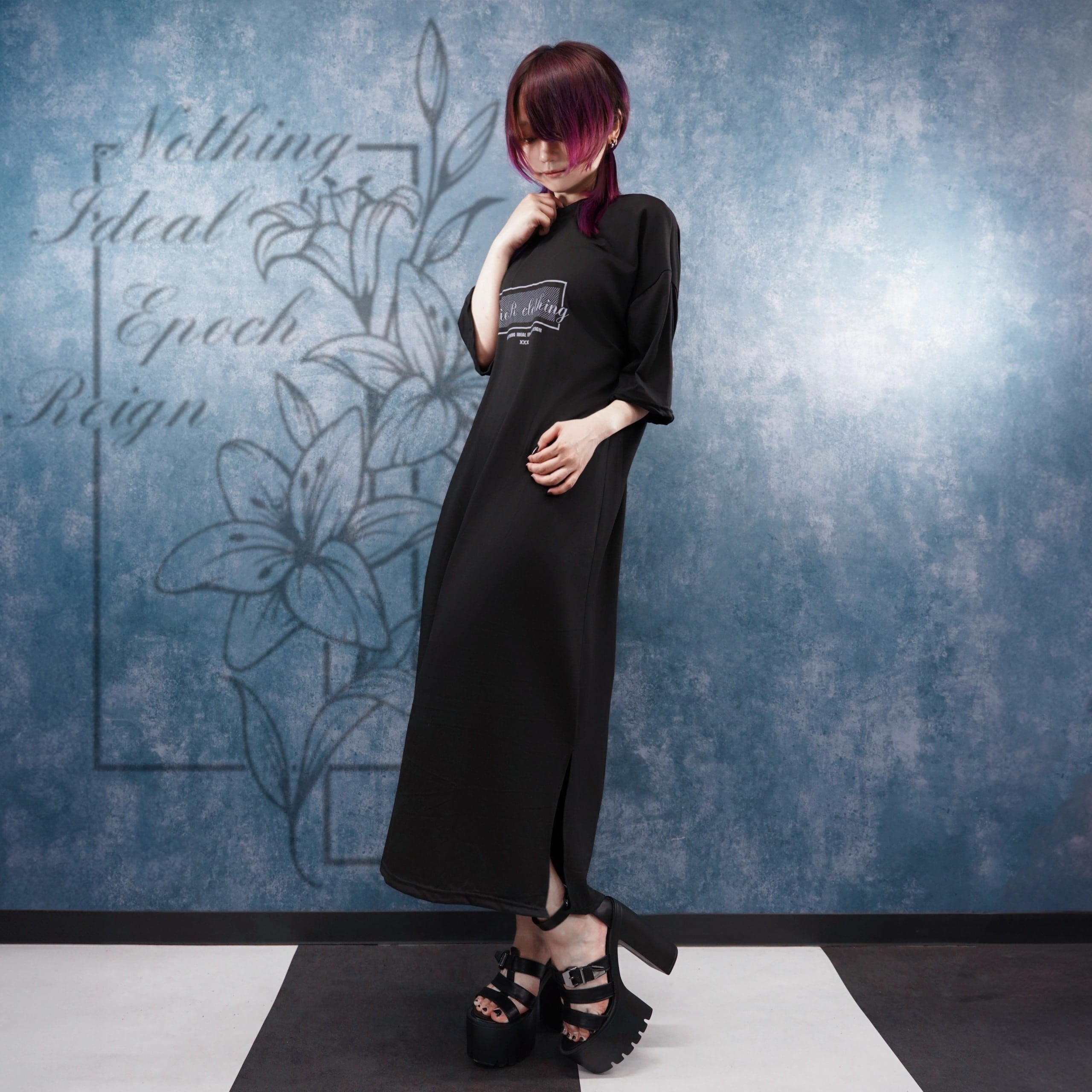 UNISEXワンピース【NieR Lily】 | NIER CLOTHING