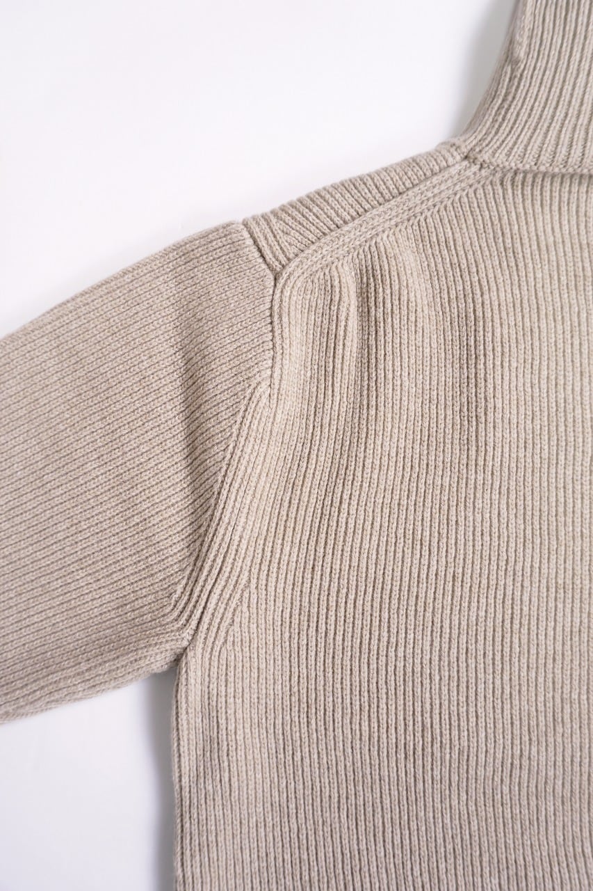 Hand Framed High Neck P/O　