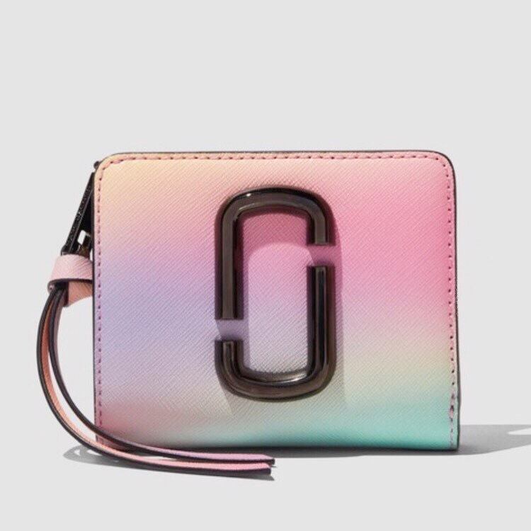 MARC JACOBS スナップショット エアーブラッシュド ミニ  ウォレット