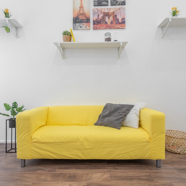 FANTASTIC YELLOW SOFA