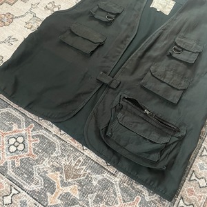 fade black work vest