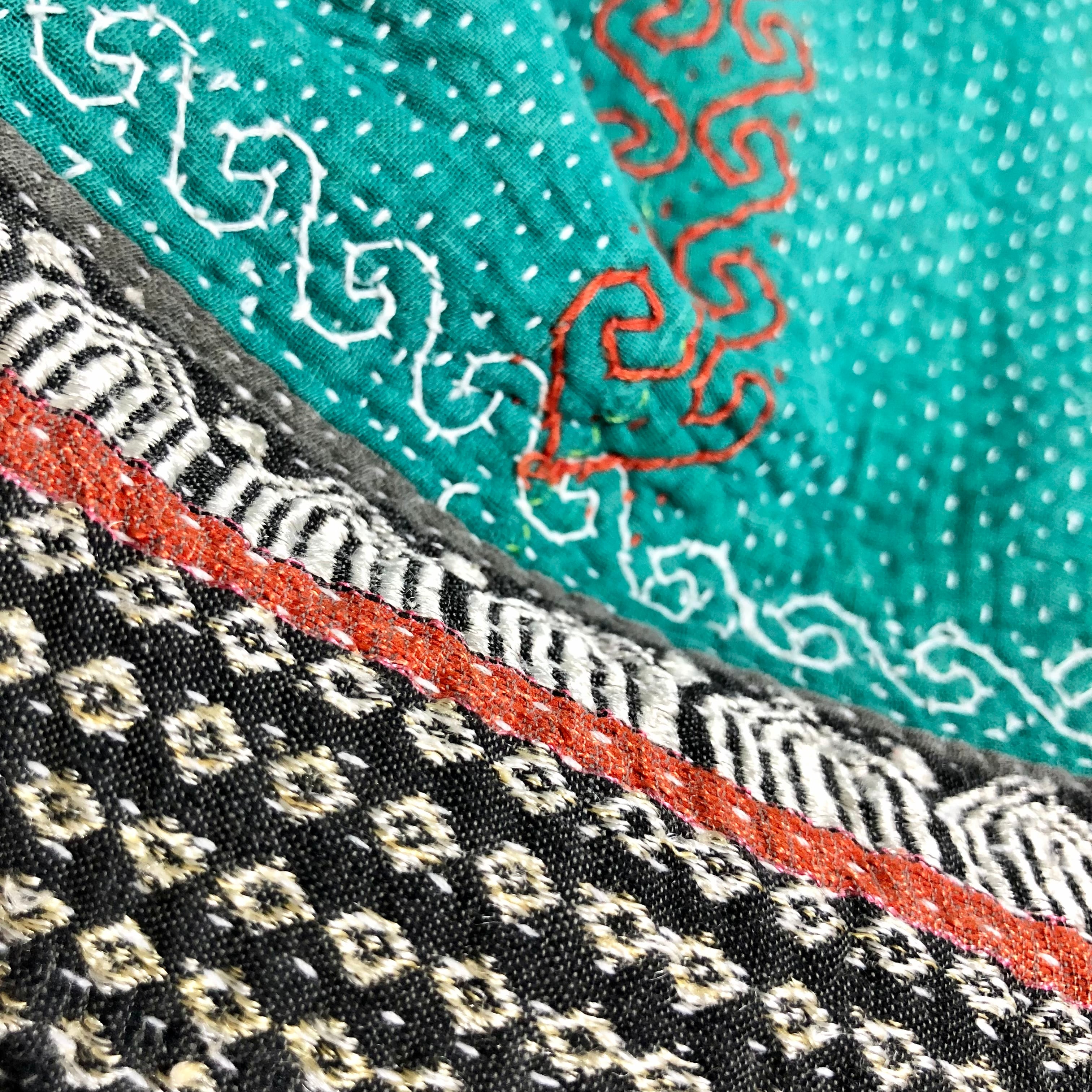丁寧刺繍とリボンテープが可愛いラリーキルト　刺し子　エスニック　インド綿　刺繍