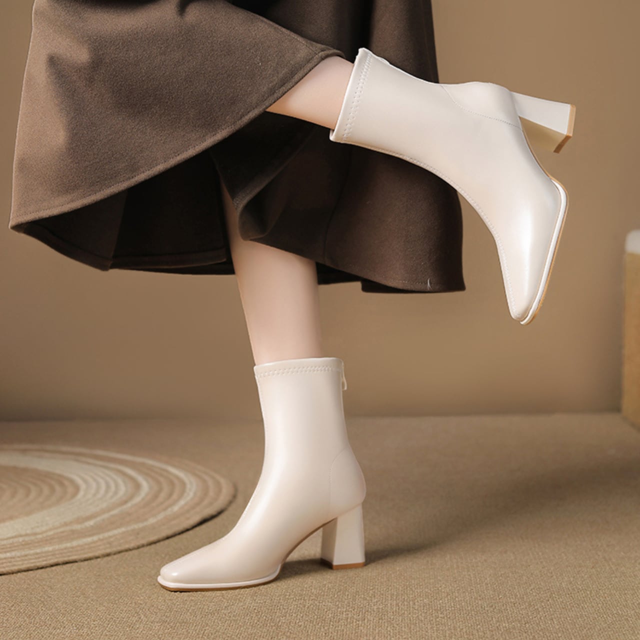 スクエアトゥショートブーツ Me1635