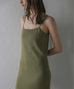 バックスリットIラインワンピース【w-30199】.