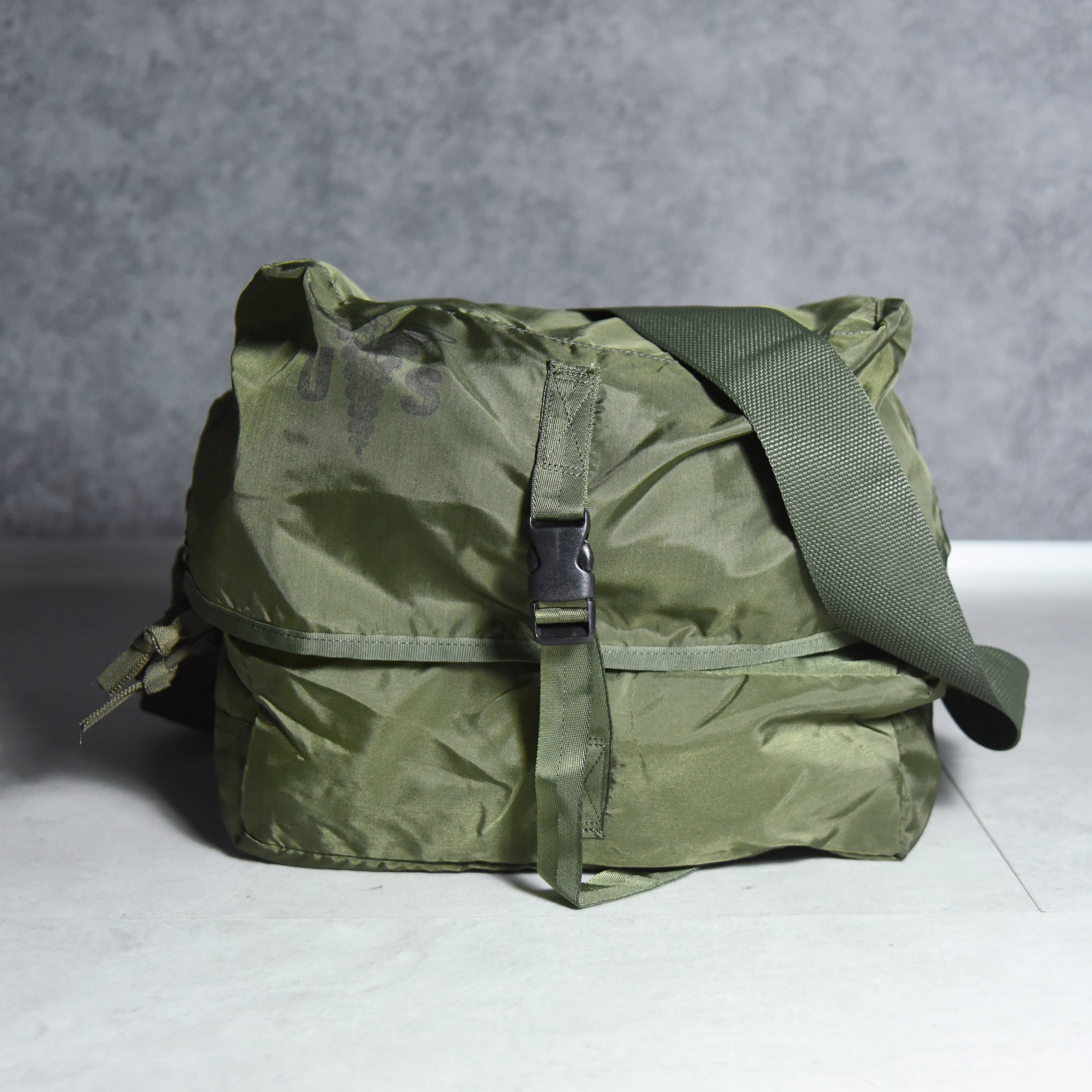【Dead Stock】ビンテージ　ミリタリー　ショルダーバッグ　アメリカ軍 DEAD STOCK】US Army Shoulder Bag アメリカ軍 ショルダー バッグ