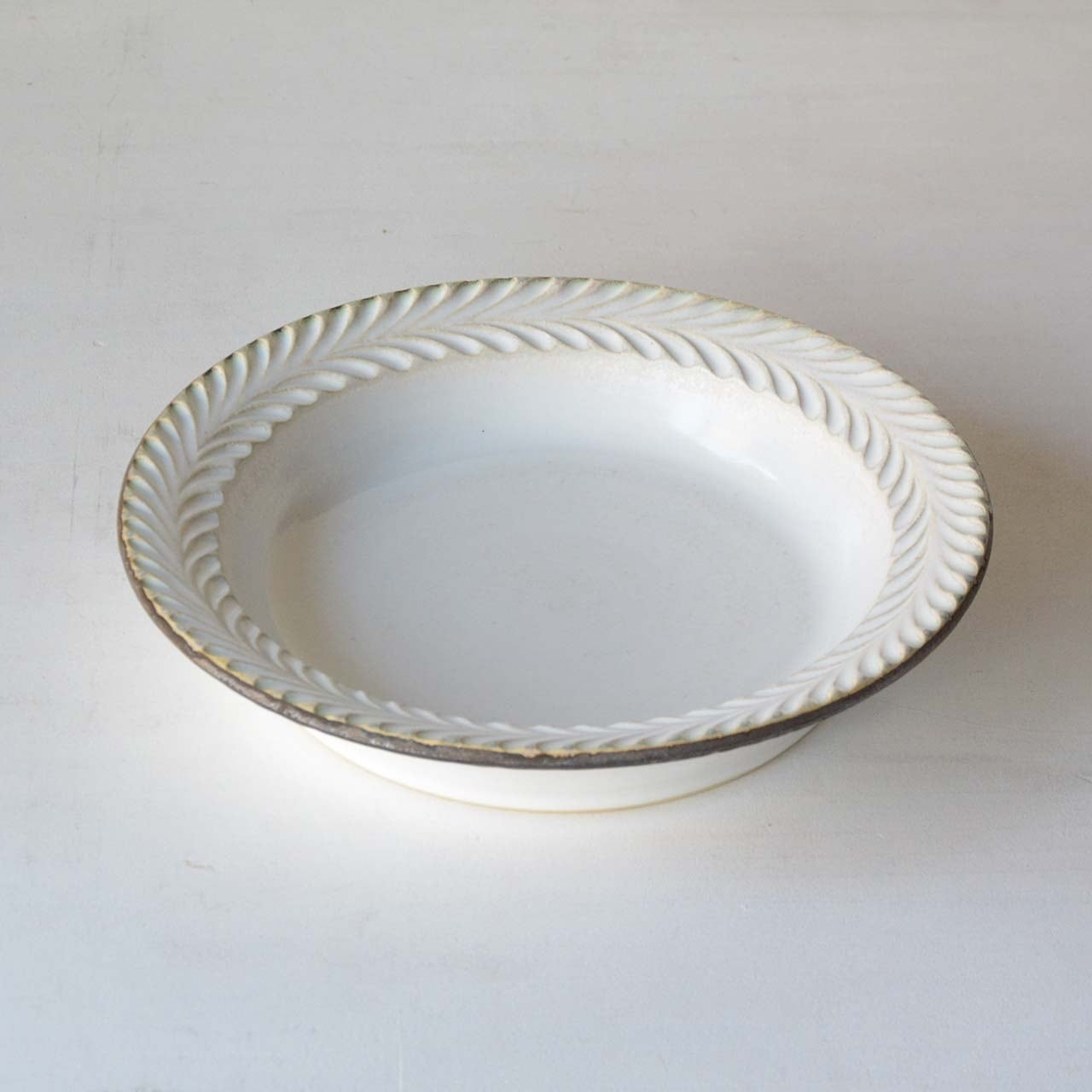 はしもとさちえ 8寸リム皿 2枚セット 【公式通販】