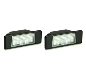 【特価処分】LED ライセンスランプ ナンバー灯 T31 エクストレイル / V37 スカイライン / J10 デュアリス / N17 ラティオ 車種別専用設計