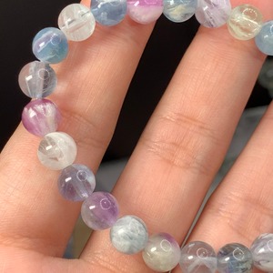 3 色合い綺麗✩エンジェルフェザーフローライトブレスレット