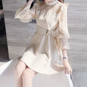 【送料無料】 ドレス ミニドレス ワンピース 衣装 パーティドレス ベルティングドレス ミニ 袖あり 長袖 フレア袖 フレアスリーブ クルーネック Aライン フレア ドッキング 異素材切り替え 透け感 シースルー フォーマル 花柄 春 20代 30代 40代 レディース 女性用 ママ デート お呼ばれ 結婚式 二次会 パーティ 演奏会 韓国 ファッション スタイル 体型カバー 美脚 脚長 定番 プチプラ 着痩せ 大きいサイズ プラスサイズ 大きめ ゆったり ゆる ホワイト オフホワイト ベージュ