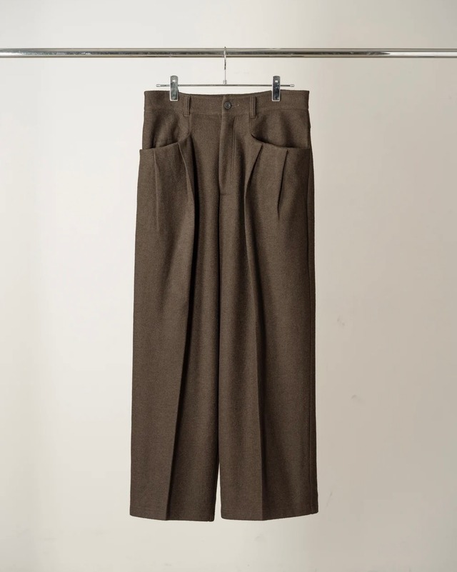 ANCELLM / WOOL CUT WIDE TUCK SLACKS (D.BROWN)