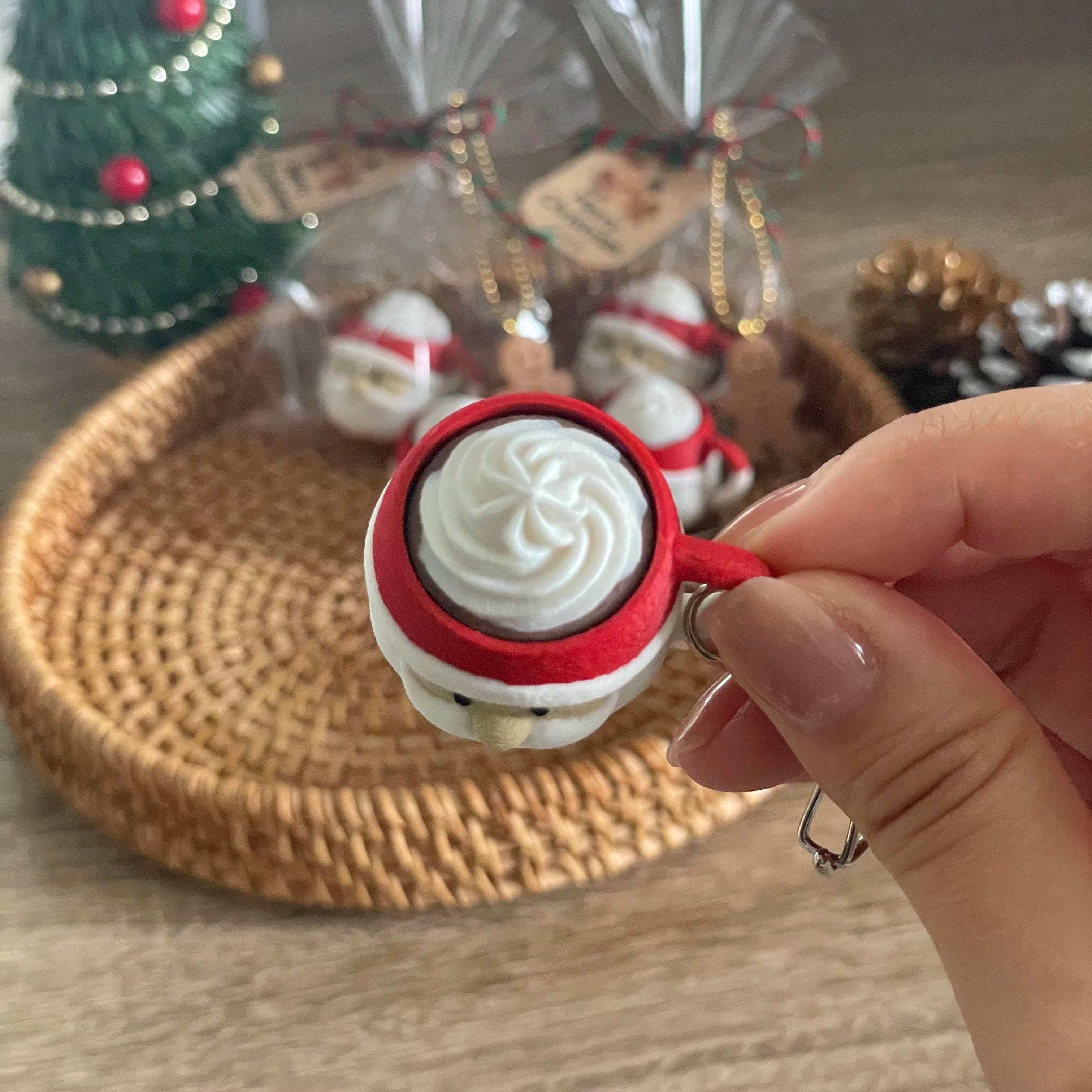 サンタのホットチョコレートクリッカー | putto