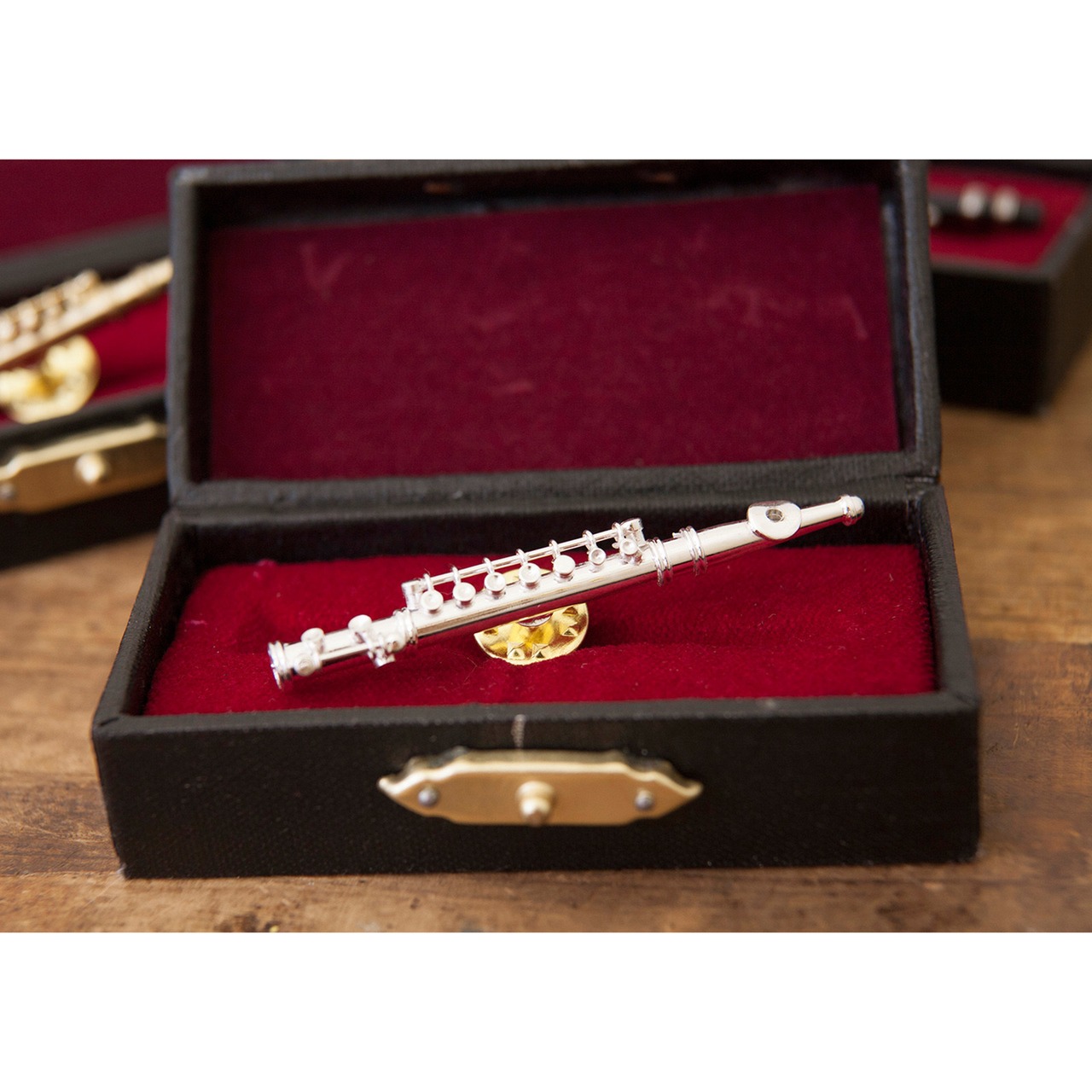 ピンバッジ　ミニチュア楽器　フルート