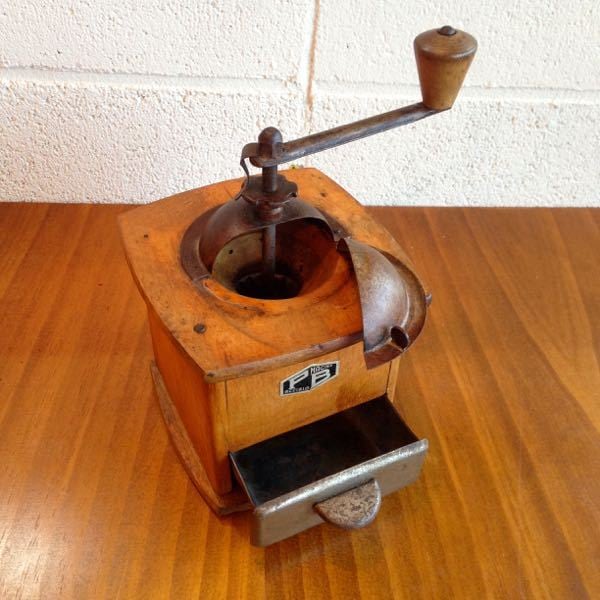 Vintage Coffee Grinder #4 | Antico