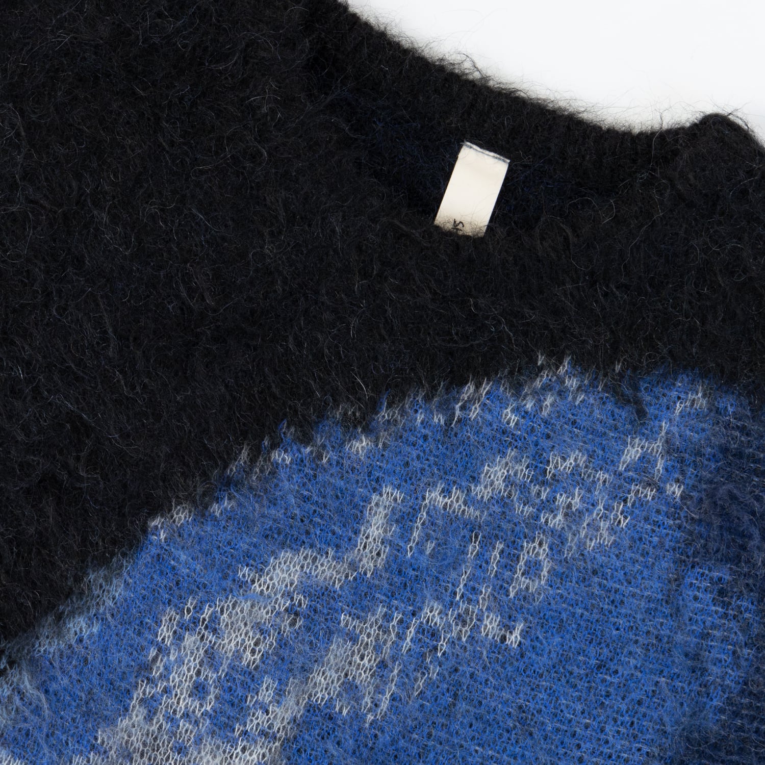 UNEEK BASEMNT - Discover independent style.