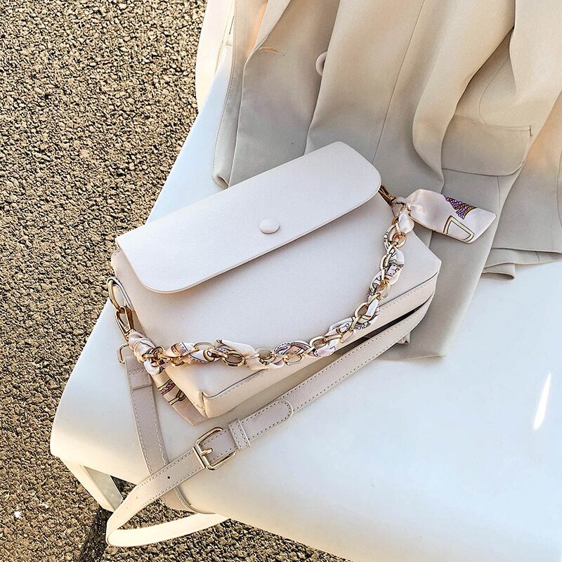 レッドスカーフ チェーン クロスボディ スクウェア Tiancai_Wing_Bag6630005