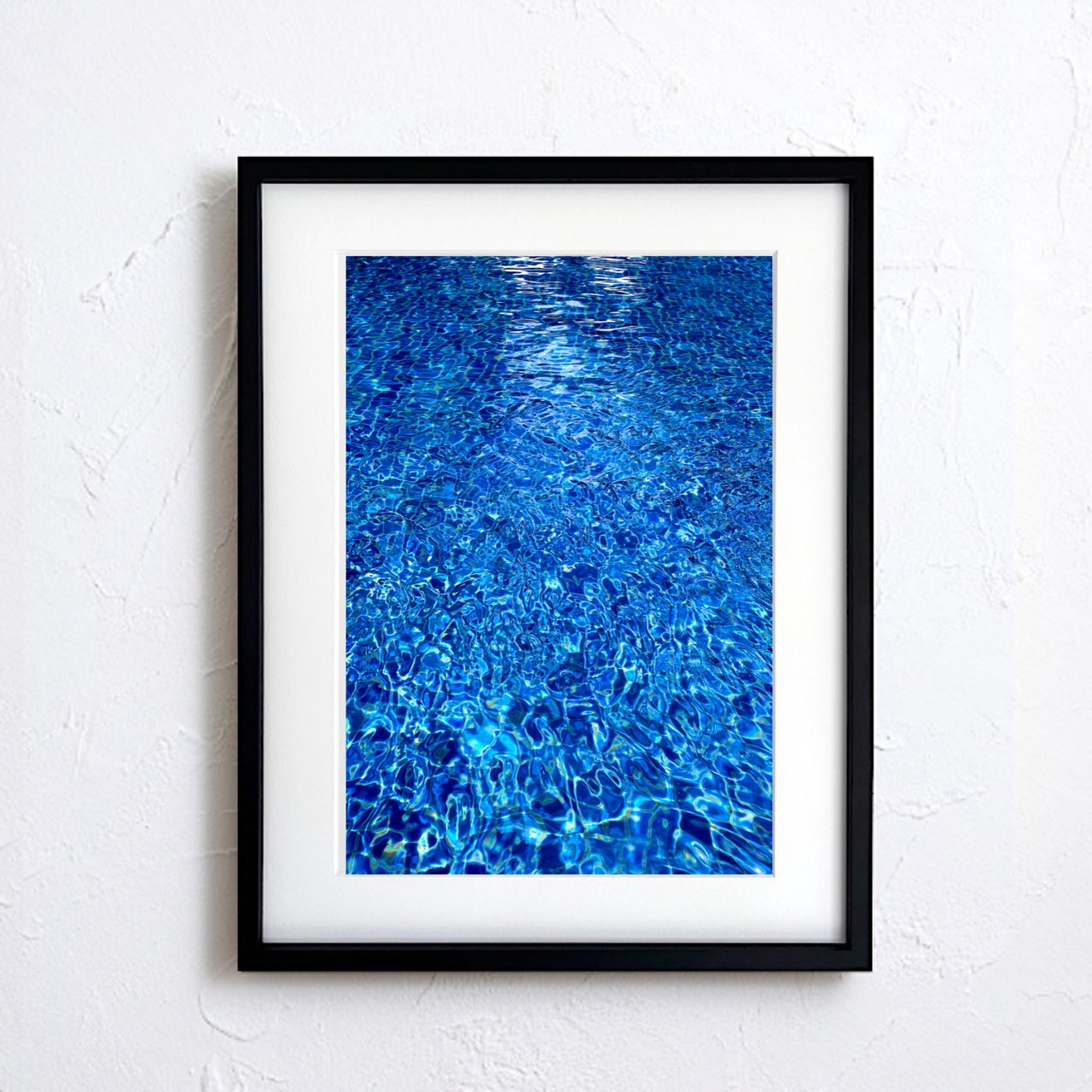 blue pool Ⅱ｜透明感ある深いブルーの水面アートポスター｜清涼感×ミニマルモダン｜空間を洗練｜A3ポスター