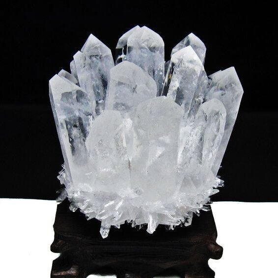 水晶 クラスター 水晶 原石 台座付属 一点物 182-8393