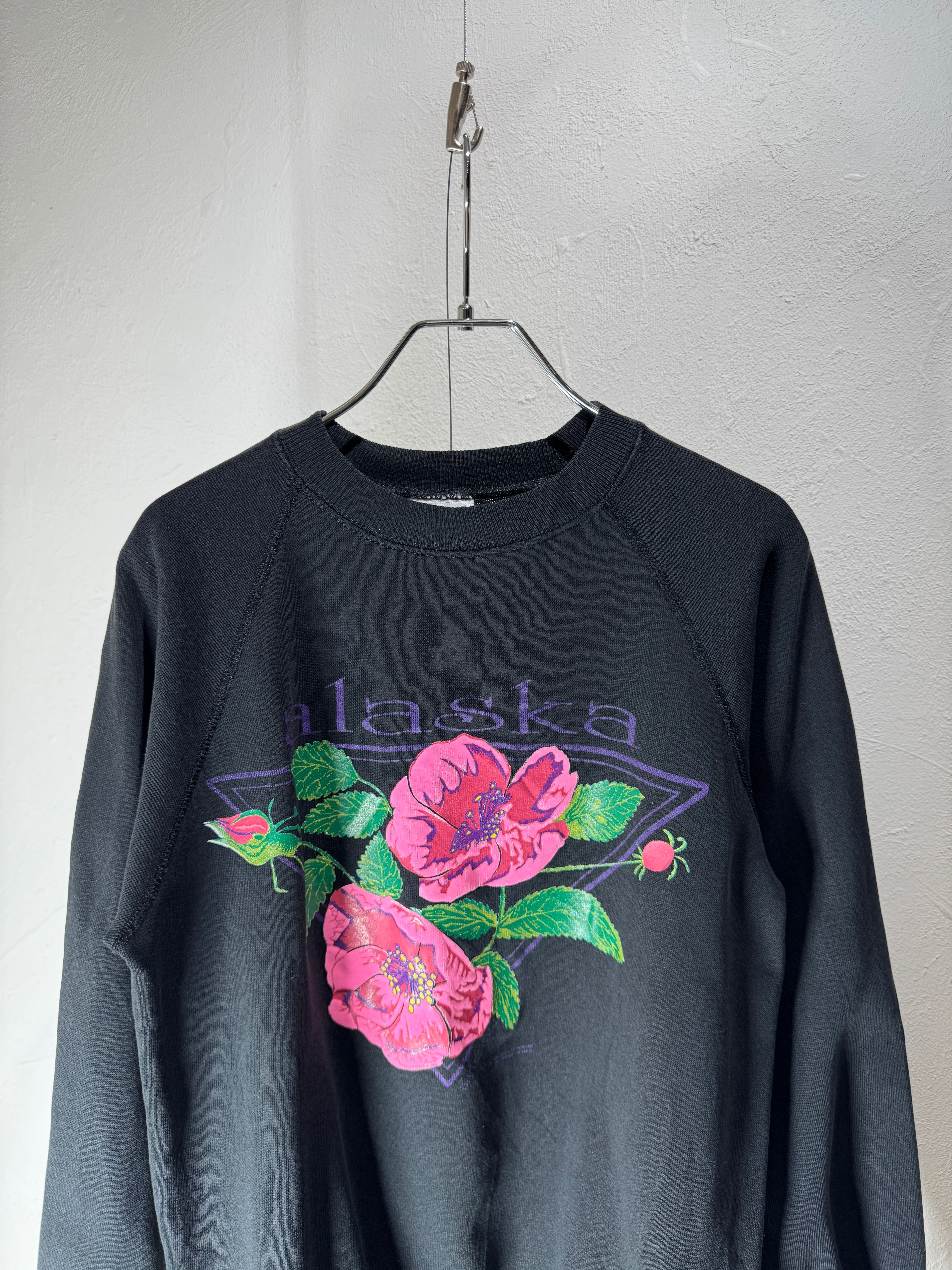 80’s USA Made “Alaska Arctic Rose” Art Sweatshirt