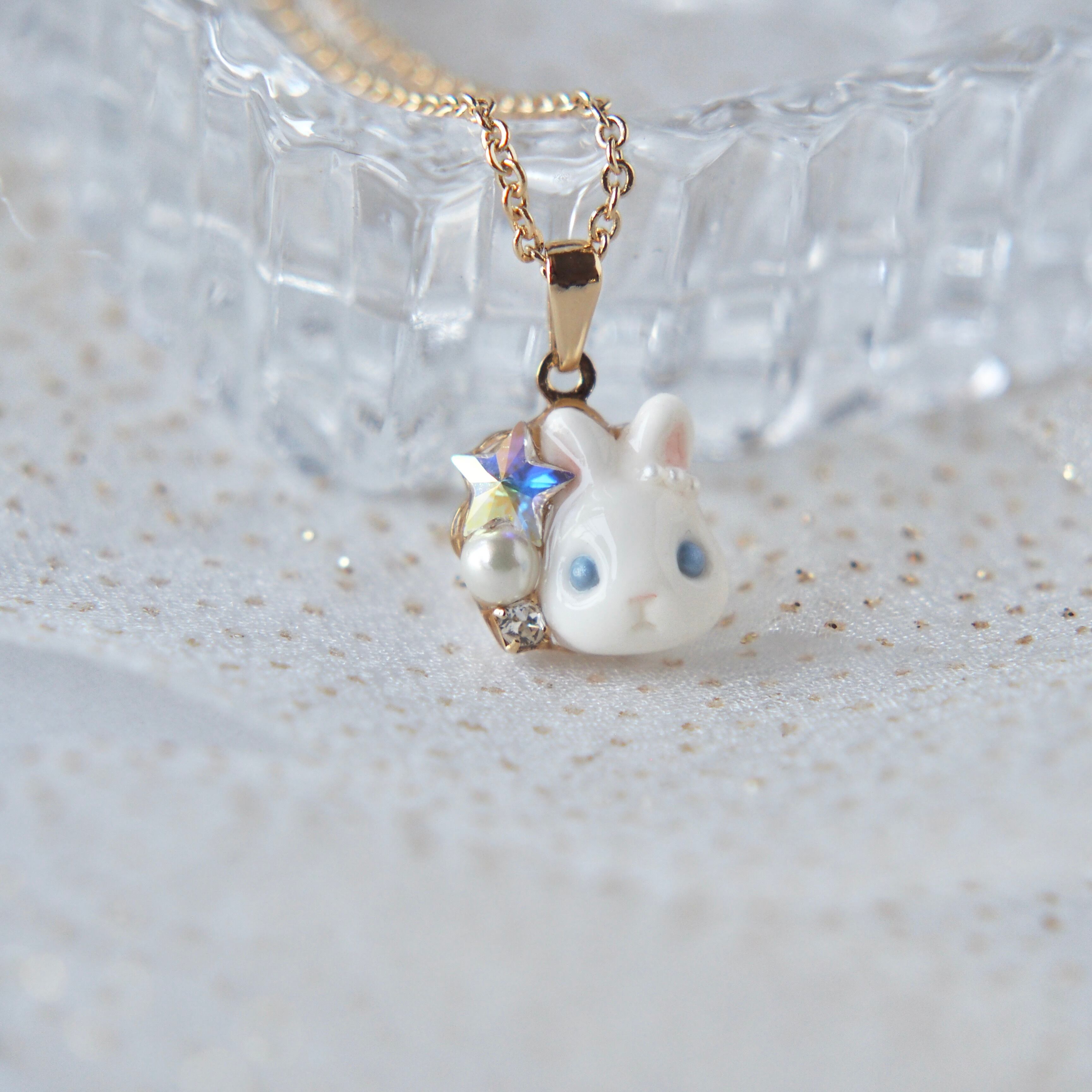 ウサギがデザインしましたネックレス回すことができ 白うさぎ 【シルバー925】ネックレス 兎 ウサギ うさぎ シルバー