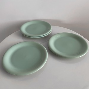 80s mint green plate