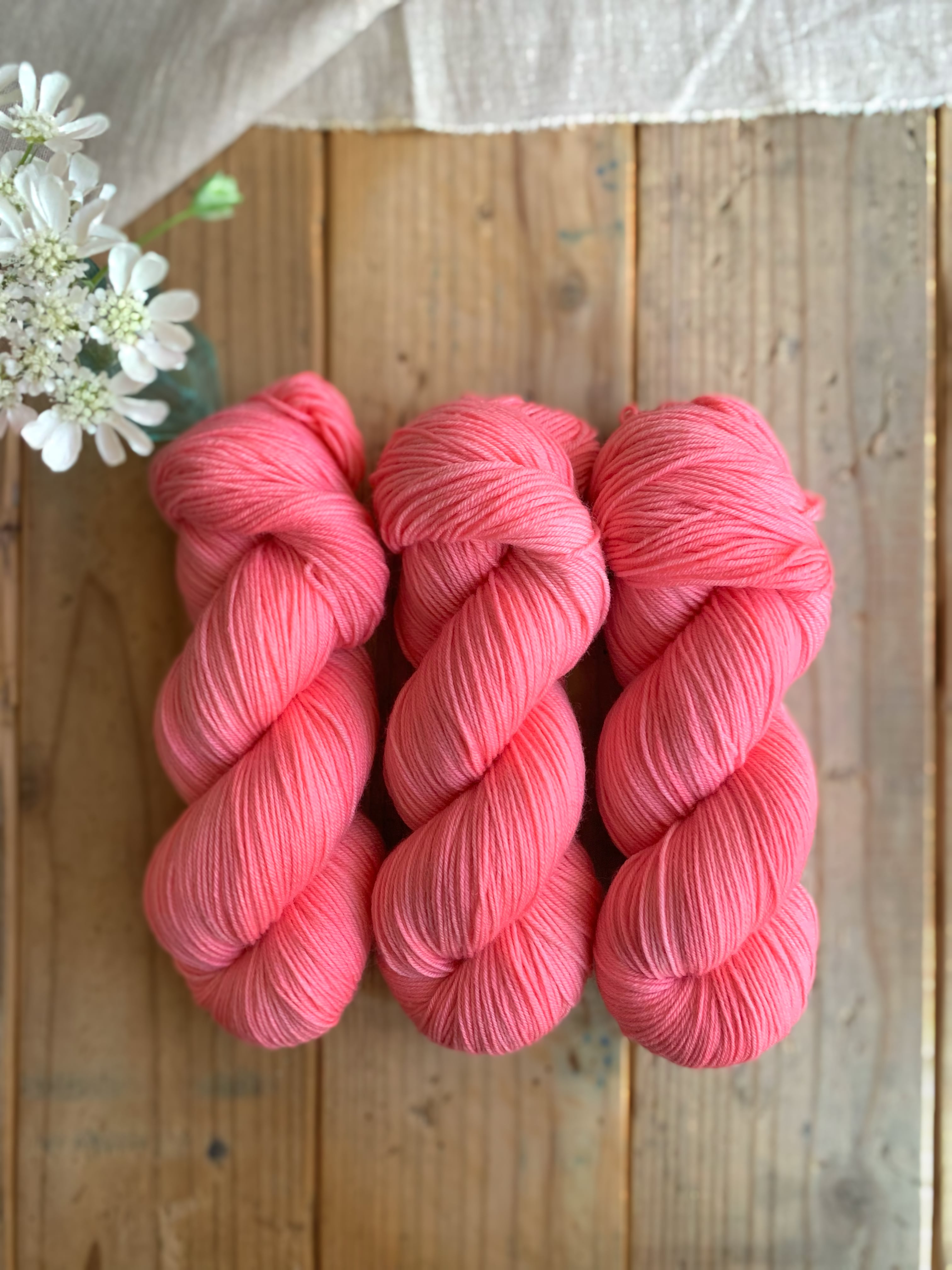 受注販売】BFL 100「Grandma's Red」手染め毛糸 | Tamayura yarn