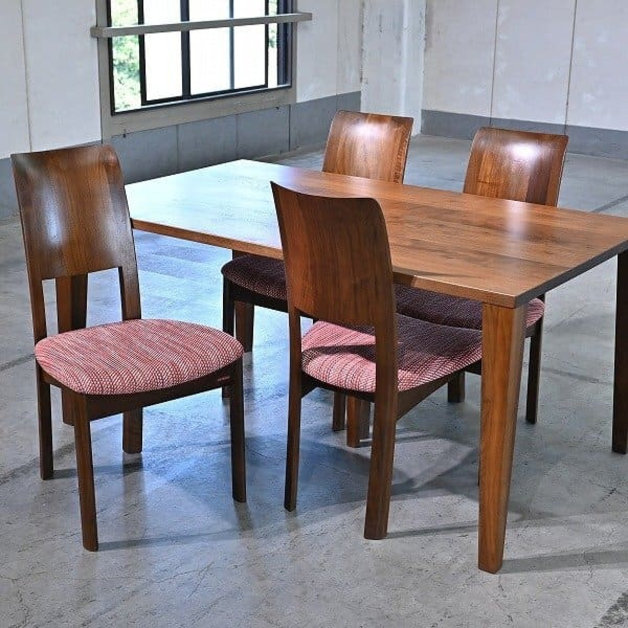 Shirakawa 61万「プラッツ/ラプト」ダイニングセット テーブル チェア4脚 ウォールナット無垢材 PLATZ RAPT リビング 椅子 飛騨 シラカワ【中古家具/中古インテリア/USED家具ユーズド家具/リサイクル】