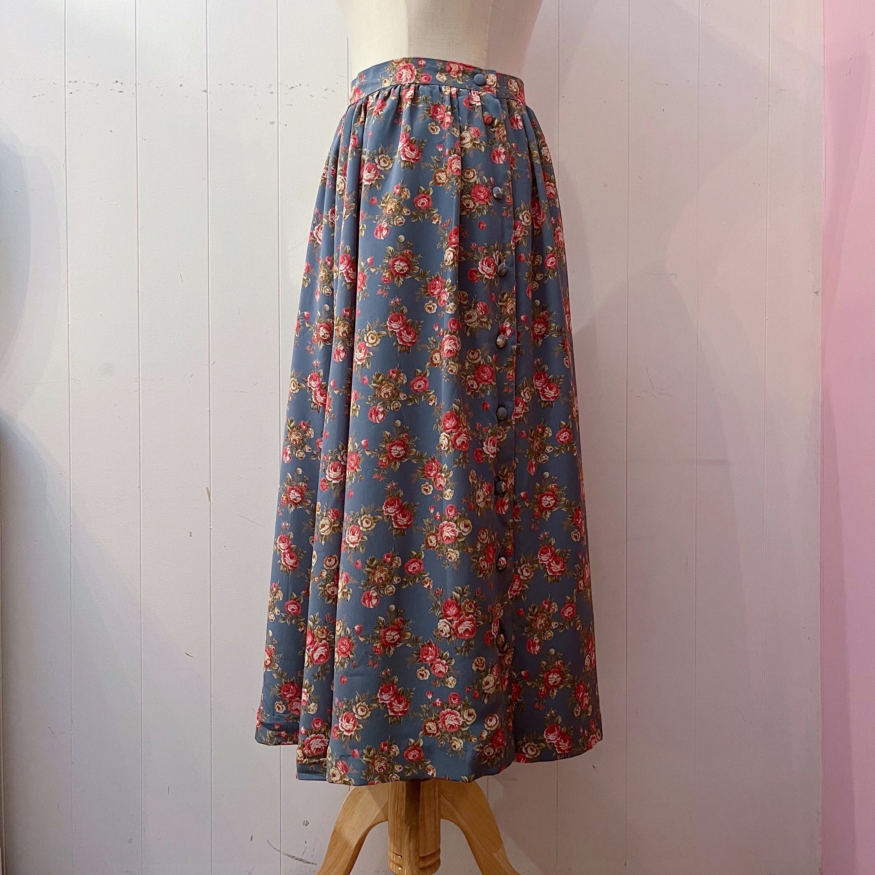 blue red rose side button skirt