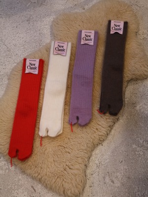 MARCOMONDE 〈mohair tabi socks〉