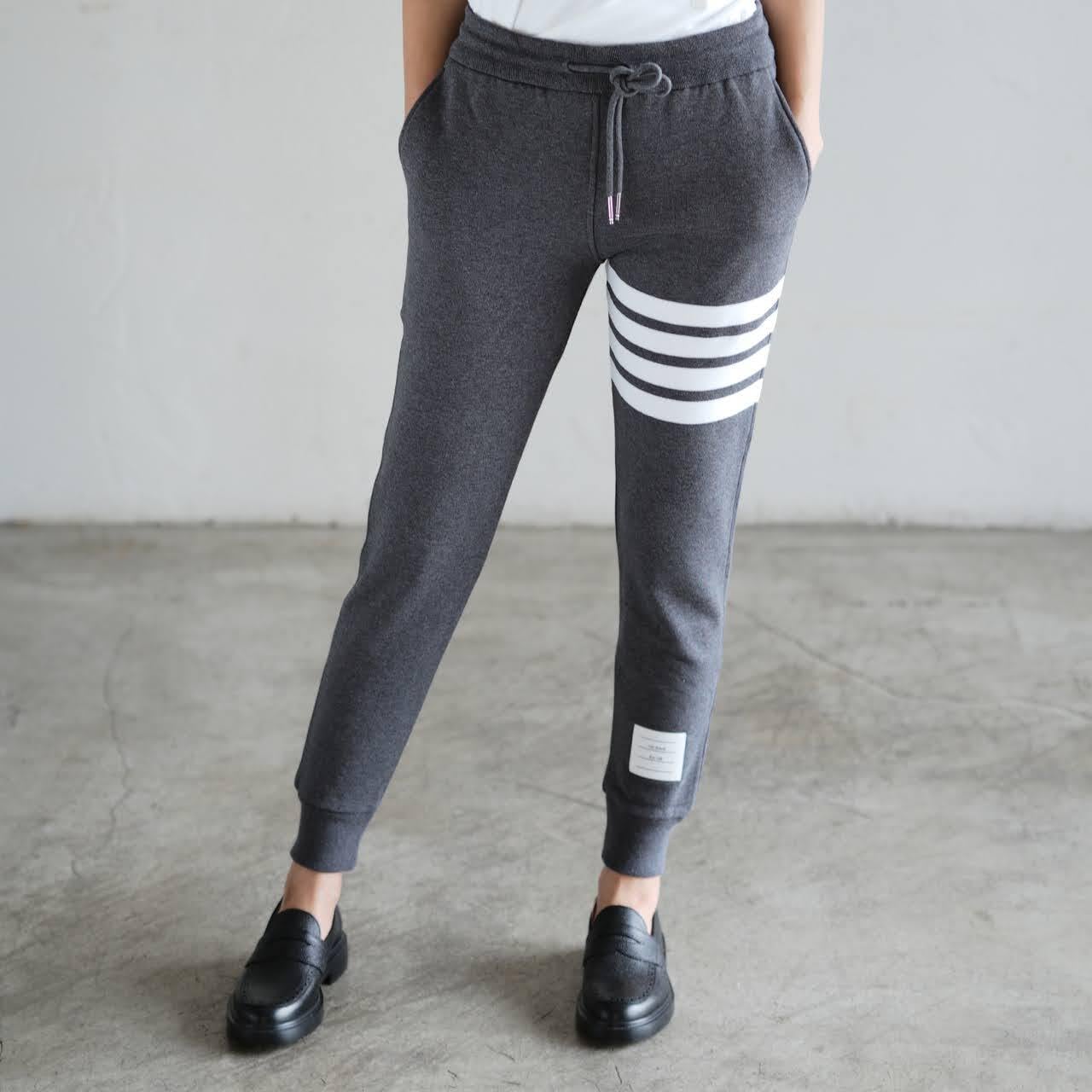 THOM BROWNE. -L25-FJQ001A-00535