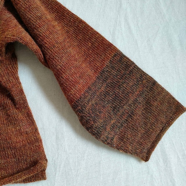 テコラッタ短丈ニット　